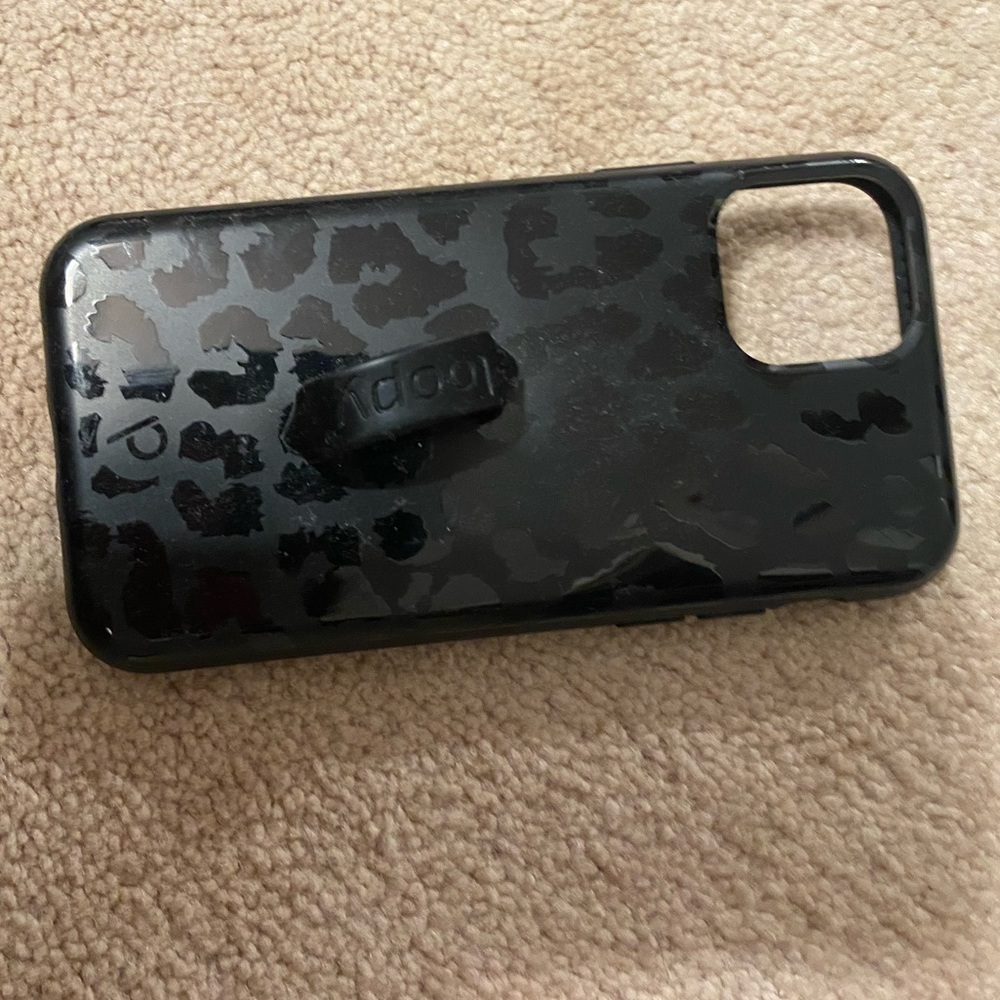 Loopy 11 Pro iPhone cover